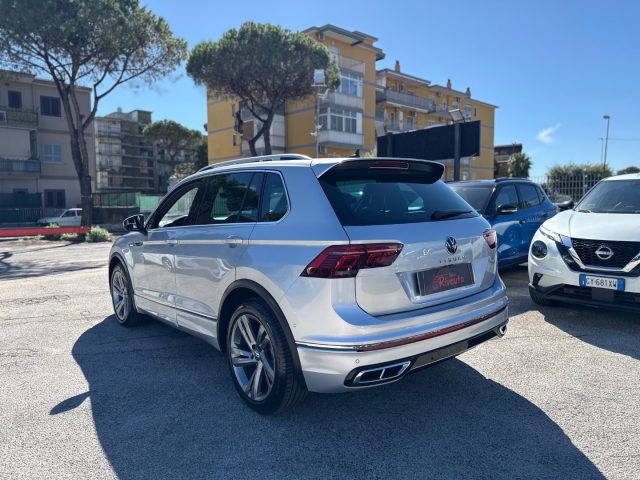 VOLKSWAGEN Tiguan usata, con Autoradio