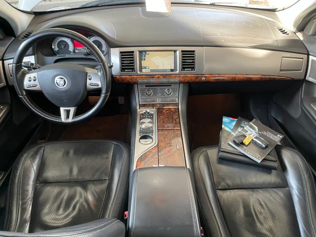 JAGUAR XF usata, con Cruise Control