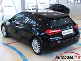 MERCEDES-BENZ A 200 usata, con Specchietti laterali elettrici
