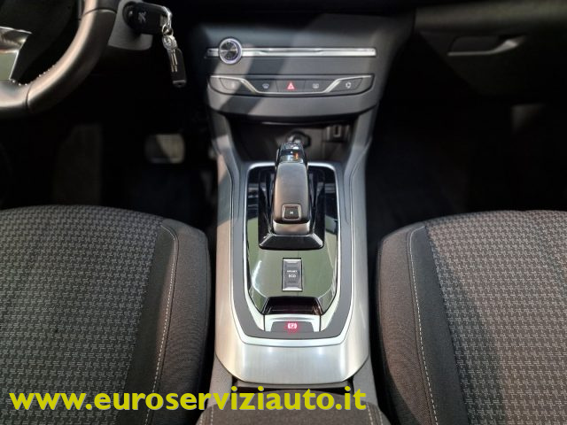 PEUGEOT 308 usata, con Fari LED