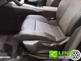 PEUGEOT 3008 usata, con Sistema di navigazione