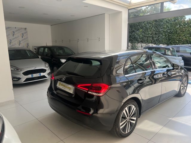 MERCEDES-BENZ A 180 usata, con Volante in pelle