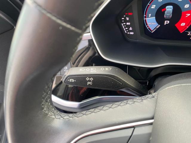 AUDI Q3 usata, con Volante in pelle