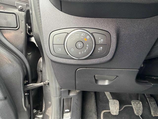 FORD Fiesta usata, con Touch screen