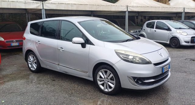 RENAULT Scenic usata, con Airbag
