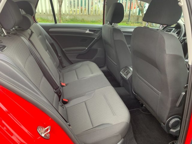 VOLKSWAGEN Golf usata, con Controllo automatico clima