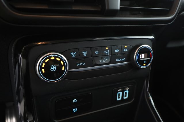 FORD EcoSport usata 9