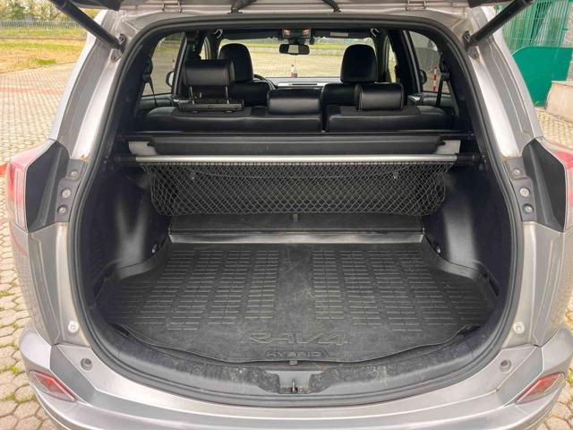 TOYOTA RAV 4 MY23 usata, con ESP