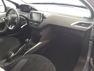 PEUGEOT 2008 usata, con Controllo trazione