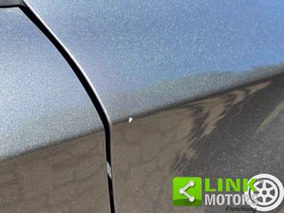 MERCEDES-BENZ GLA 200 usata, con Controllo automatico clima
