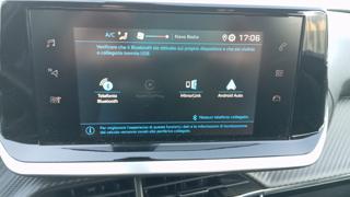 PEUGEOT 2008 usata, con Isofix