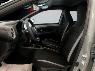 TOYOTA Aygo X usata 14