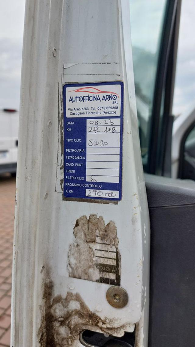 IVECO Daily usata 25