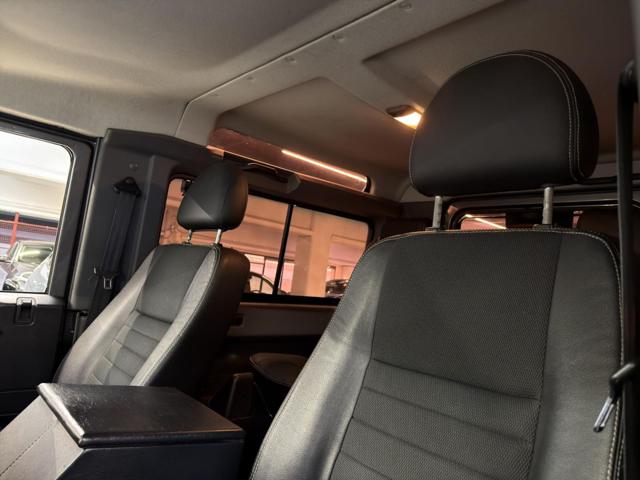LAND ROVER Defender usata 12