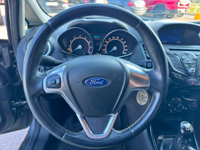 FORD Fiesta usata, con Chiusura centralizzata