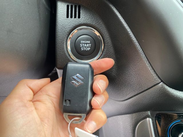 SUZUKI S-Cross usata, con Specchietti laterali elettrici