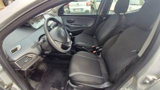 LANCIA Ypsilon usata, con ESP