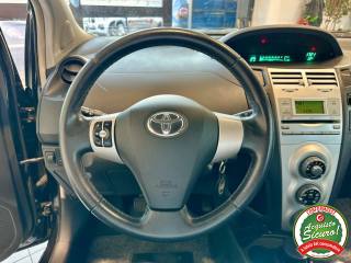 TOYOTA Yaris usata, con Volante in pelle