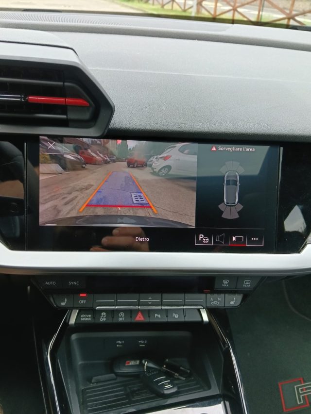 AUDI RS usata, con Airbag testa