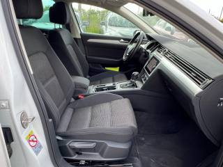VOLKSWAGEN Passat usata, con Sistema di navigazione