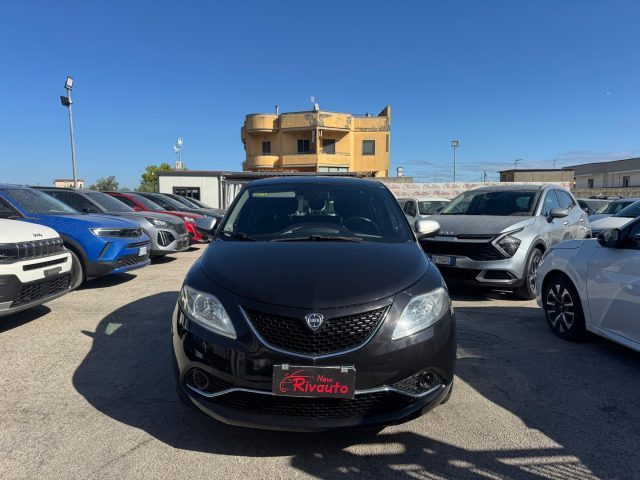 LANCIA Ypsilon usata, con ABS