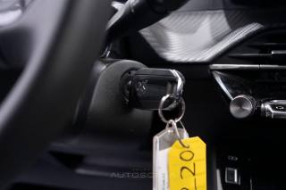 PEUGEOT 208 usata, con Luci diurne LED