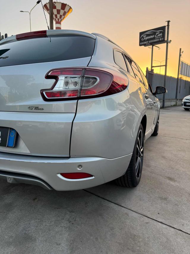 RENAULT Megane usata, con Autoradio