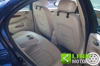 JAGUAR X-Type usata, con Luci diurne