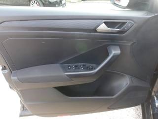 VOLKSWAGEN T-Roc usata, con ESP