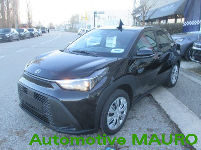 TOYOTA Aygo X usata, con Autoradio