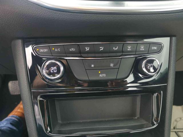 OPEL Astra usata, con Climatizzatore