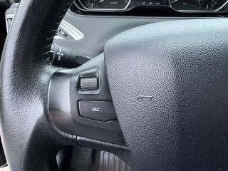 PEUGEOT 208 usata 15