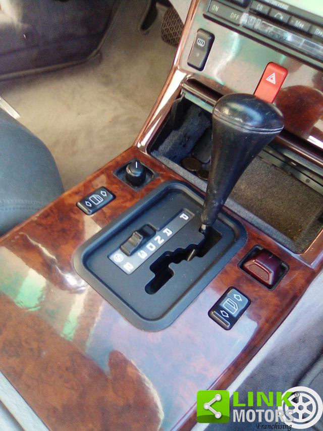 MERCEDES-BENZ 300 usata 20