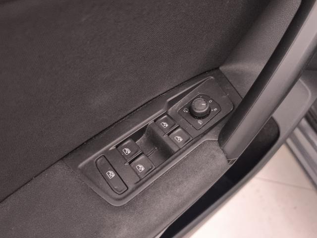 VOLKSWAGEN Tiguan usata, con Luci diurne LED