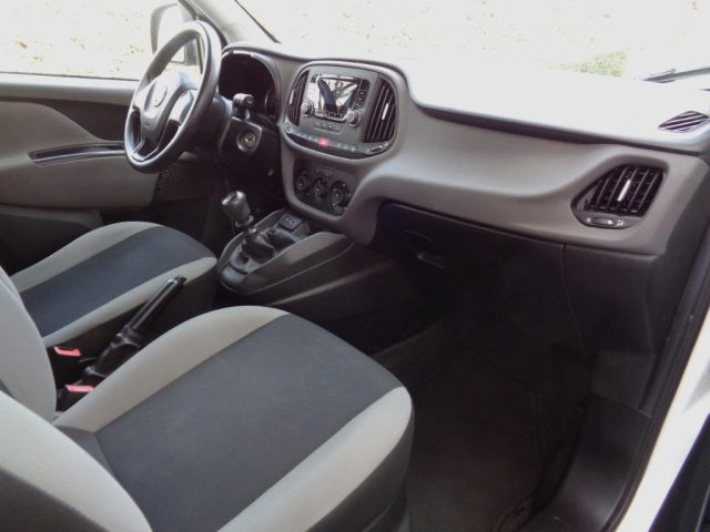 FIAT Doblo usata, con Controllo automatico clima
