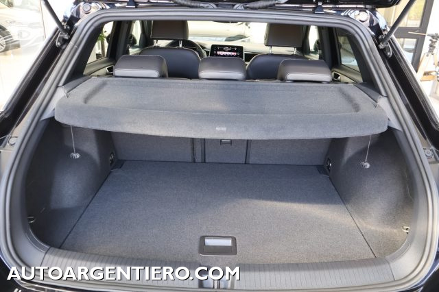 VOLKSWAGEN T-Roc usata, con Bluetooth