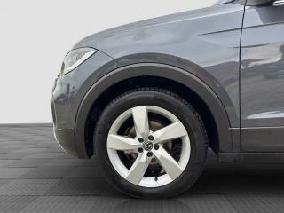 VOLKSWAGEN T-Cross usata 12
