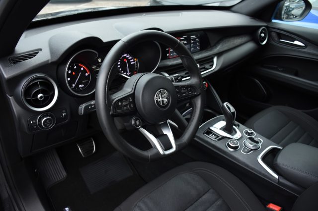 ALFA ROMEO Stelvio usata, con Alzacristalli elettrici