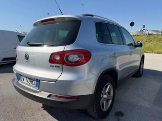 VOLKSWAGEN Tiguan usata, con Airbag laterali