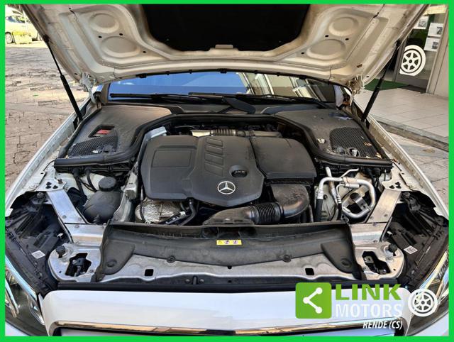 MERCEDES-BENZ E 220 usata, con Fari bi-xeno