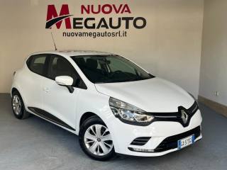 RENAULT Clio IV 1.5 dCi 75 eco² Business autocarro