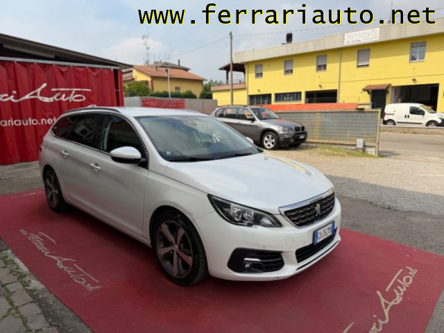 PEUGEOT 308 usata, con Airbag