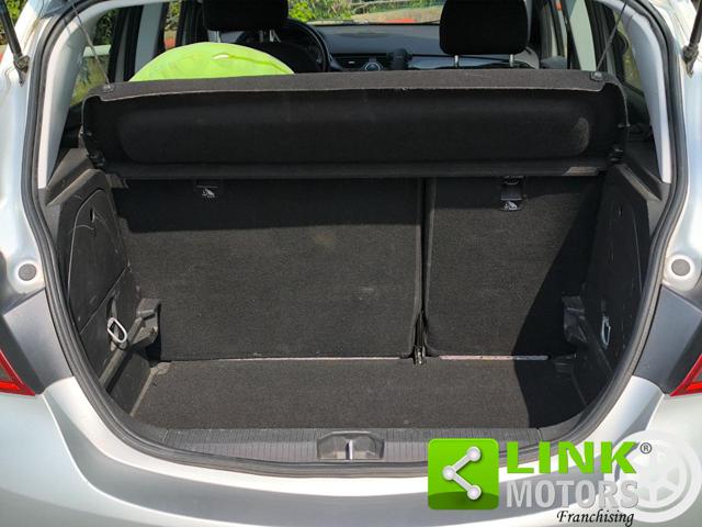 OPEL Corsa usata, con Climatizzatore