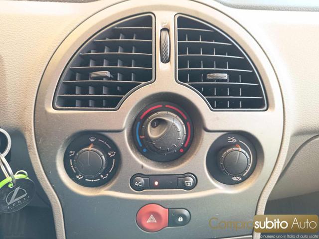 RENAULT Modus usata 21