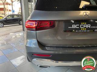 MERCEDES-BENZ GLB 180 usata, con Autoradio digitale