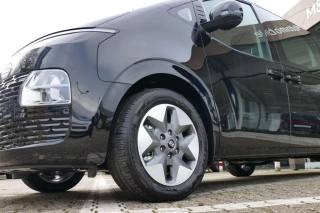 HYUNDAI Staria usata, con ESP