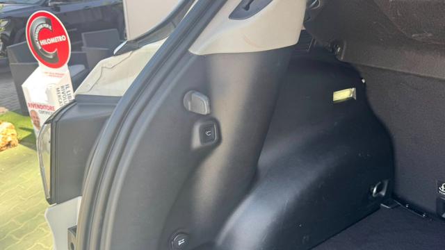 JEEP Compass usata, con USB