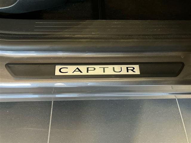 RENAULT Captur usata 28