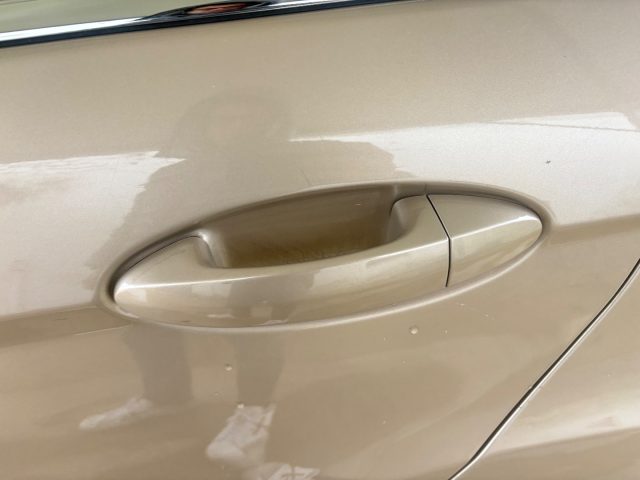 FORD Fiesta usata, con Luce d