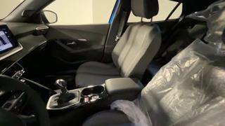 PEUGEOT 2008 usata, con Controllo automatico clima